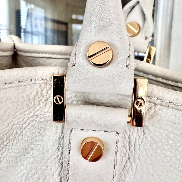 Tory Burch Amanda Shoulder Bag Ivory Cream Pebbled Leather 12โ/16โ - Picture 7 of 15